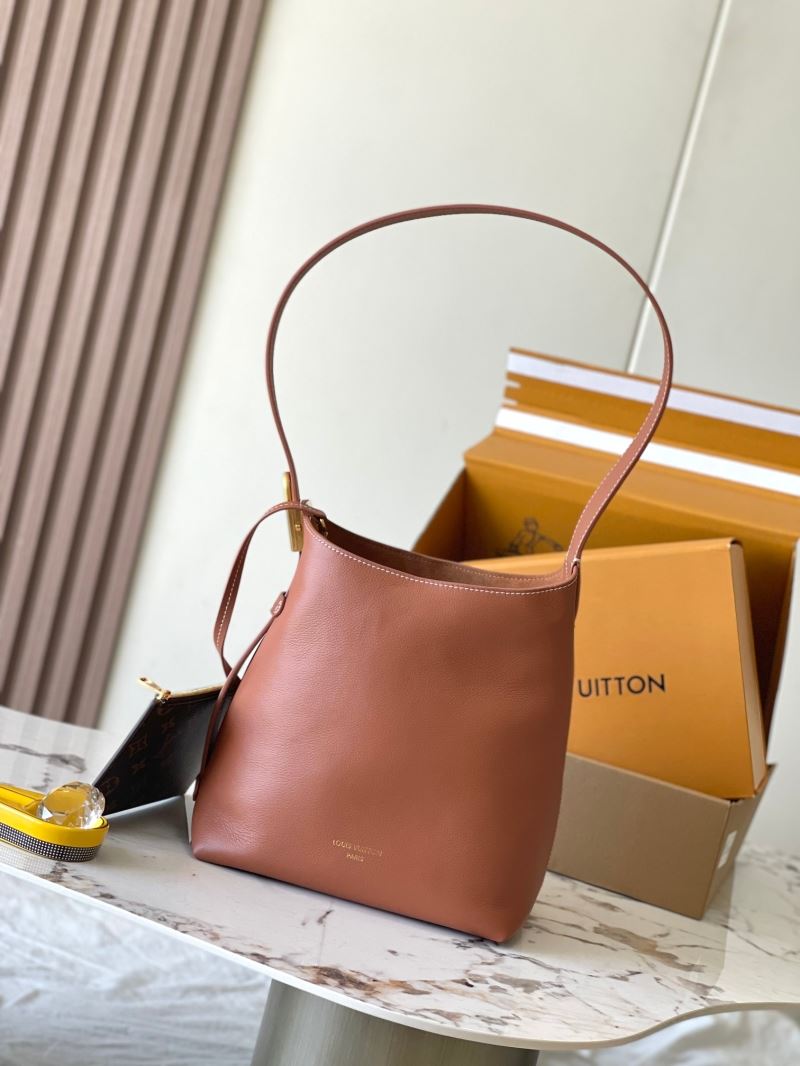 Louis Vuitton Hobo Bags